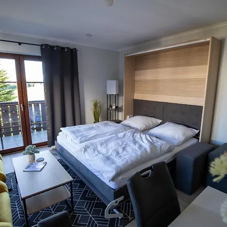 Апартаменты Pistenblick *